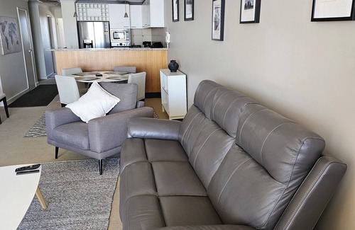 Rockingham Wohnung | Relax & unwind with endless ocean views