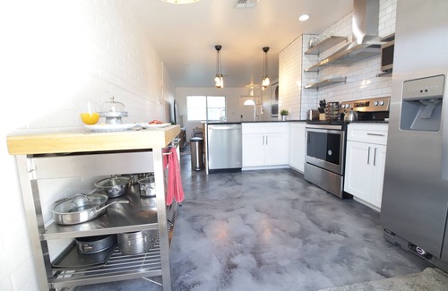 Camelback East Eigentumswohnung | Relaxing 2bd~1ba king bed~sleeps 4