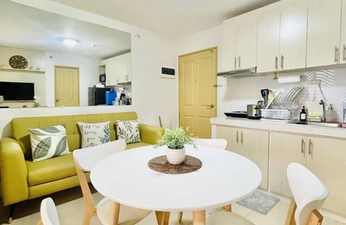 Mandurriao Eigentumswohnung | Relaxing 2BR with Pool, Gym, Garden