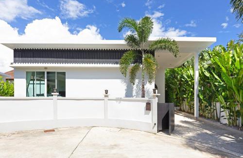 Rawai Villa | Relaxing Holidays - 2BR Private Pool Villa Greens 8, Rawai