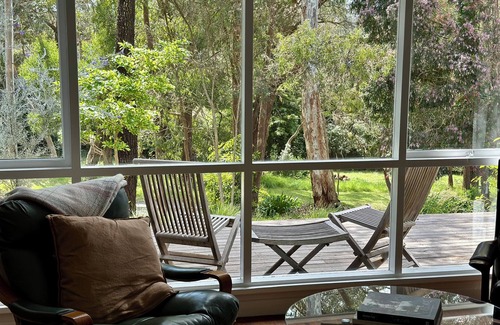 Foster Hütte | Relaxing home in Foster opposite bushland and near Wilsons Promontory NatPark.
