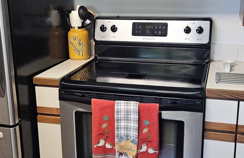 Eastlake Haus | Relaxing Lakeside Getaway