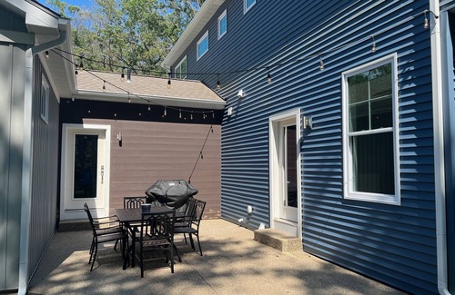 Grand Haven Hütte | Relaxing Modern Cottage in Grand Haven