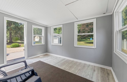 Akron Haus | Relaxing Portage Lakes Stay - 3BR Home on 1 Acre