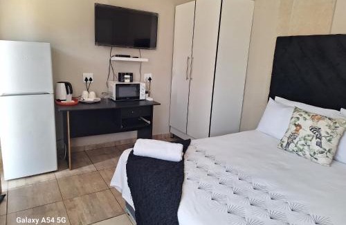 Klerksdorp Haus | Remedis Corner