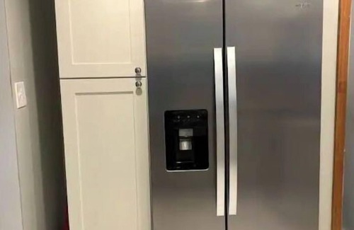 Greenfield Haus | Remodeled 3BR/1.5B, huge yard, off street pk