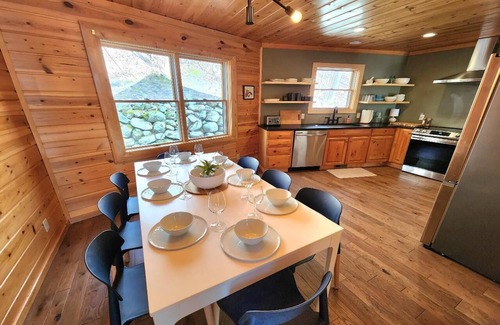 Harbor Springs Haus | Remodeled 4 bedroom home in Good Hart close to Lake Michigan beaches