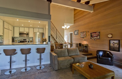 Sun Valley Eigentumswohnung | Snowcreek Condo mit Sun Valley Ausstattung !!! 2 Bdrms / 2 Bthrms / und kleiner Dachboden