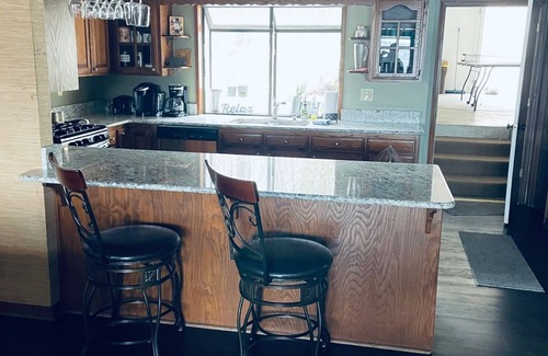 Eureka Springs Haus | Remote Beaver Lake Home with Stunning View