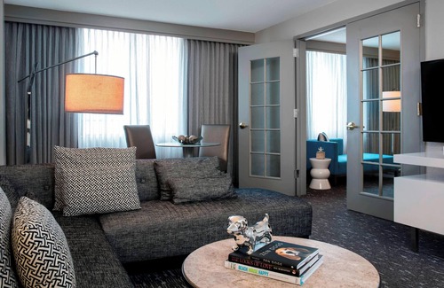 17th Street Causeway Hotel | Renaissance Fort Lauderdale Marina Hotel