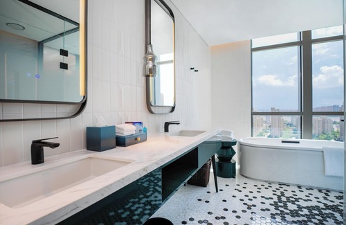 Chengyang Hotel | Renaissance Qingdao Hotel