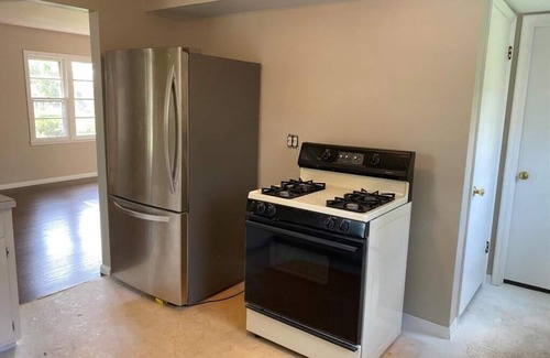 East Bloomington Haus | Renovated 3-bedroom house with granite and hardwood located near MOA and MSP