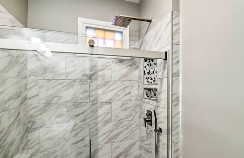Schenectady Wohnung | Renovated Apt: 1 Mi to Downtown!