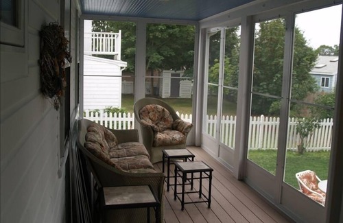 Buzzards Bay Hütte | Kürzlich renoviertes Sommerhaus mit Charme.