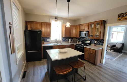 Ortonville Haus | Renovated Lake Home Sunset Oasis close to downtown on Big Stone