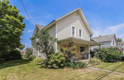 Three Oaks Haus | Renovated Victorian Home with Private Garden & Fire Pit!