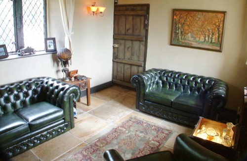 Trowbridge Sonstige | Rent an entire Castle & Grounds (sleeps 18)