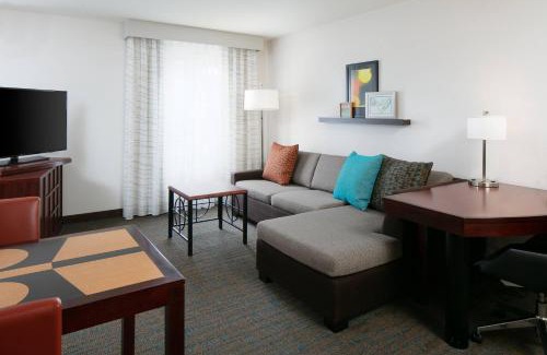 Lincoln Hotel | Residence Inn by Marriott Lincoln South