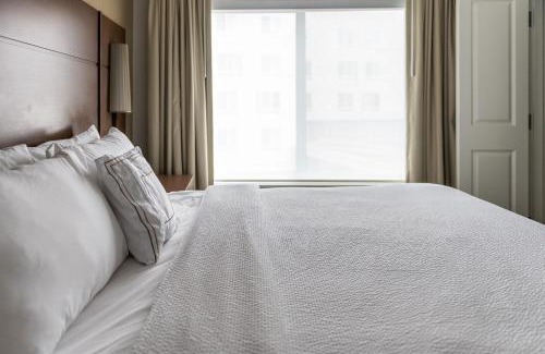 Toledo Hotel | Residence Inn by Marriott Toledo West