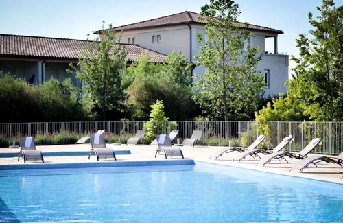 Azille Wohnung | Residence Le Château de Jouarres *** - 2 room apartment for 4 people ground floor