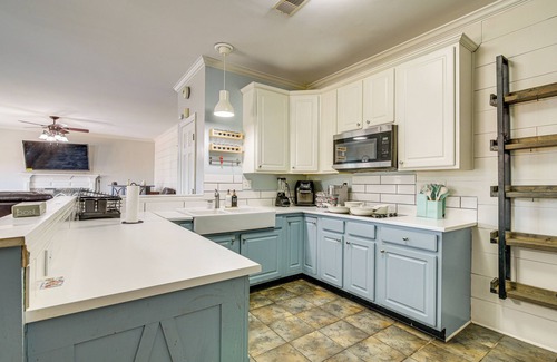 Cordova Haus | Fire Pit + Playset: Spacious Memphis Home!