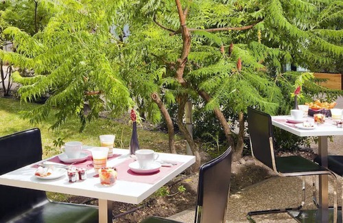 Carrieres-sur-Seine Haus | Residhome Carrières La Défense