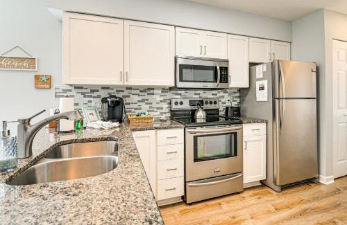 Carolina Forest Wohnung | Resort Amenity Access Chic Myrtle Beach Condo!