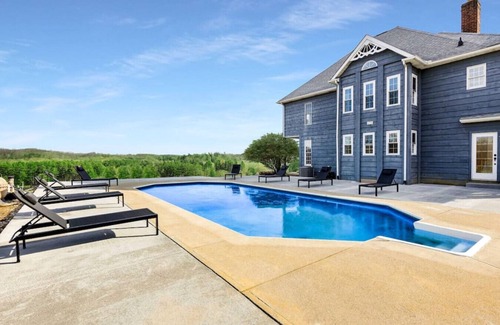 Logan Haus | Resort backyard | Pool | Game Room | Basketball