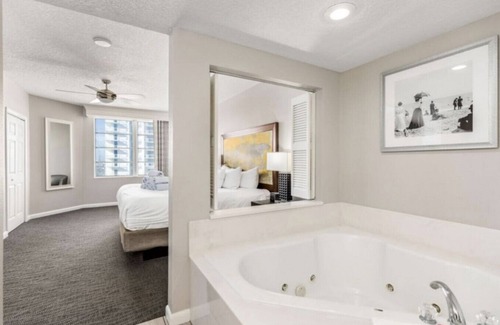 Seabreeze Historic District Resort | Resort Managed Wyndham Ocean Walk 2BR Suites -4 Pools, Lazy River & Beach!