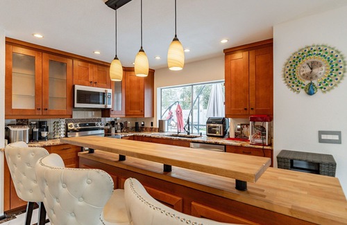 Chandler Haus | Resort setting in Chandler Home with Free Heated Pool /Spa /Game Room /Mini Golf