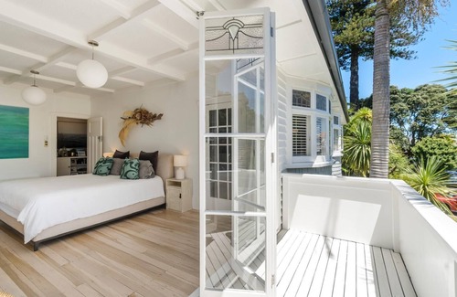 Devonport Haus | Resort Style Living at it's Best