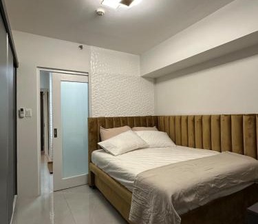 Mandaluyong Wohnung | Resort-style oasis in the heart of the city