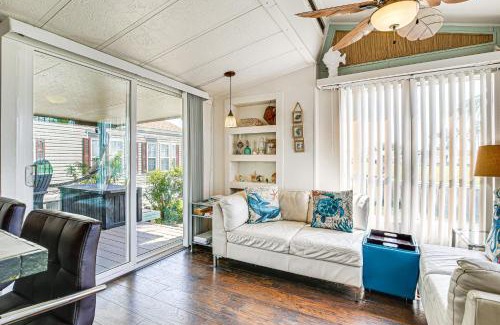 Port Isabel Haus | Resort-Style Perks and Deck at Port Isabel Home!