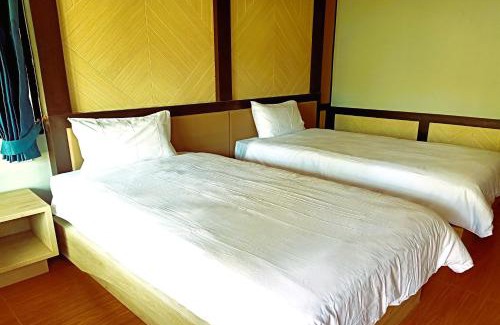 Ban Mut Dok Khao Hotel | Resort Thalang