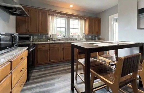 Jackson Haus | Respite on Chesley