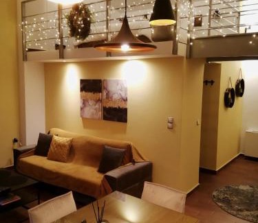 Kalavrita Wohnung | REST SUITE On The Pedestrian Street