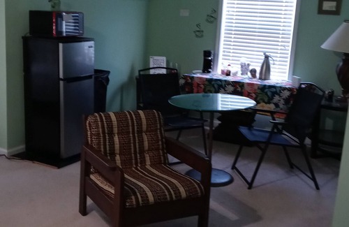 Dallas Haus | Rest time best time/A treat retreat and time to recuperate