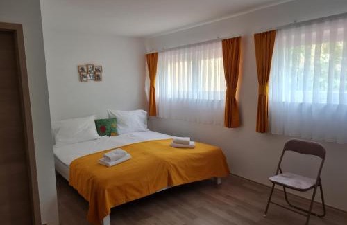 Krnjak Bed & Breakfast | Restoran i sobe Savić