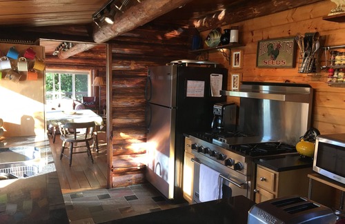 Finley Point Kabine | Restauriert 1940 Resort Kabine auf Flathead Lake, MT ~ ~