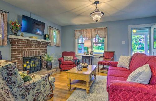 Mars Hill Haus | Restored Mars Hill Home on 1 Acre Walk to Town!