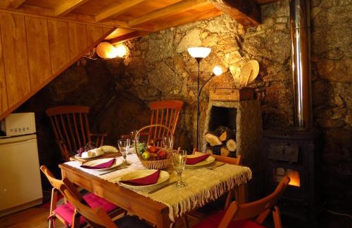 Lazarim Haus | Restored, rustic and rural mini cottage in typical Portuguese village