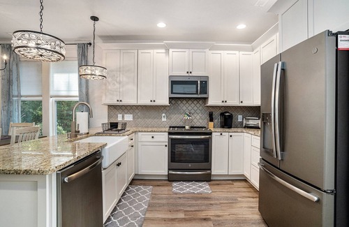 North Myrtle Beach Haus | Retreat #5228 -Rare Gem in Barefoot Resort! Private Pool & Hot Tub!