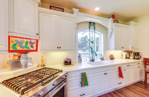 Libby Haus | Retreat & Event Villa: Lake Access