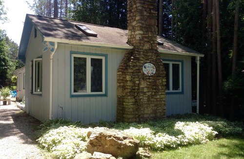 Fish Creek Hütte | Retro, gemütliches Cottage - Peninsula St. Park, Familien- / haustierfreundlich - ganzjährig geöffnet