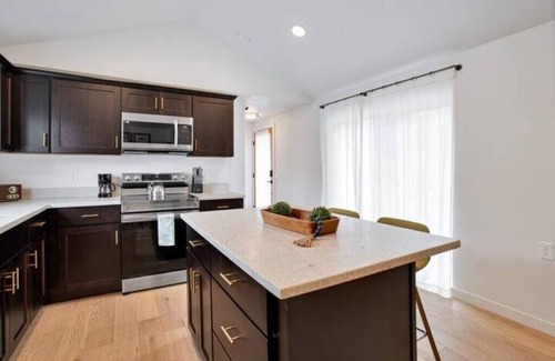 Missoula Haus | Retro Revival: Your Stylish Stay