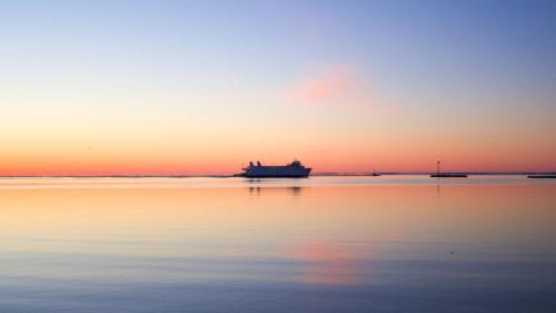 West End - West Side Wohnung | Revamped 3BR Apt with Easy Check-In Family-Friendly