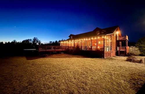 Mauston Haus | Revilo Moose Ridge Mauston