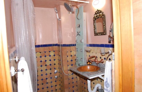 Layoun Bed & Breakfast | Riad Authentic Palace & Spa - Rayhana