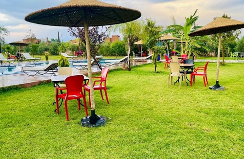 Sidi Abdallah Ghiat Bed & Breakfast | Riad Kenza -EZZAOUAK- منتزه الزواق