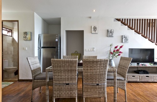 Tegal Mengkeb Haus | Rice Paddy View Villa B1 / 3 Schlafzimmer